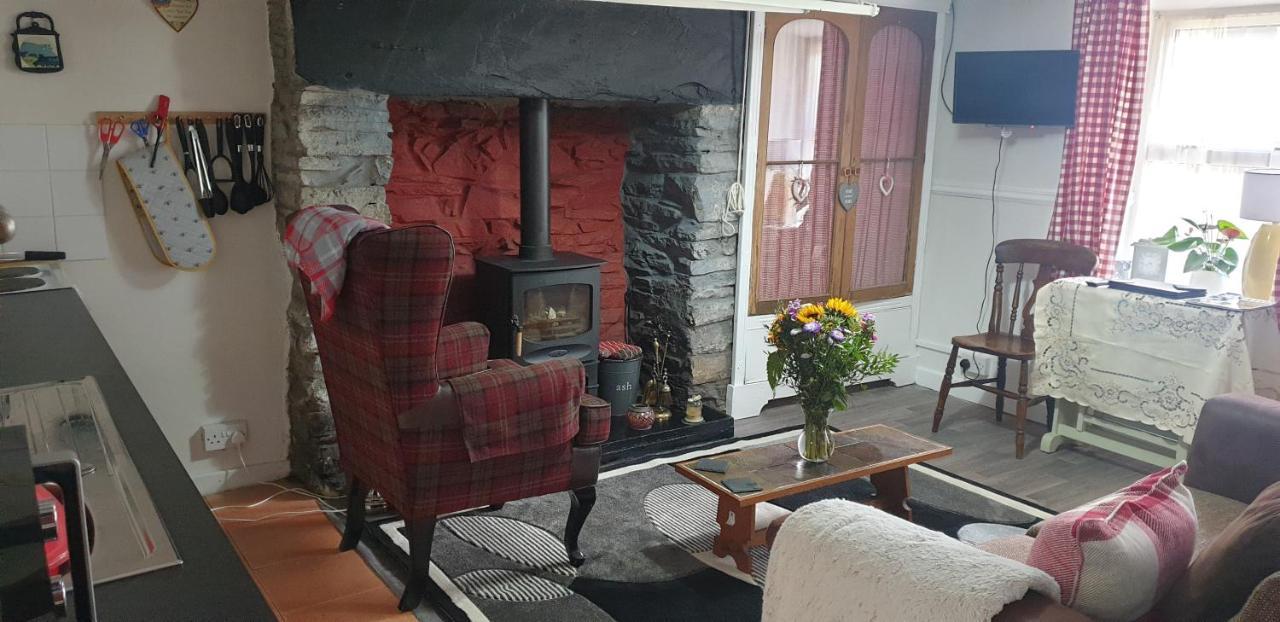 Ty Kate Cosy Cottage Tanygrisiau Buitenkant foto